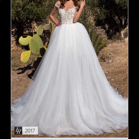 Wedding Dress Lorenzi Rossi MillaNova Ivory Deniz Size 38 - Picture 6 of 14